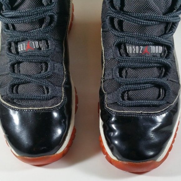 Air Jordan 11 XI Bred 1996 Original Nike Shoes - Picture 3 of 8